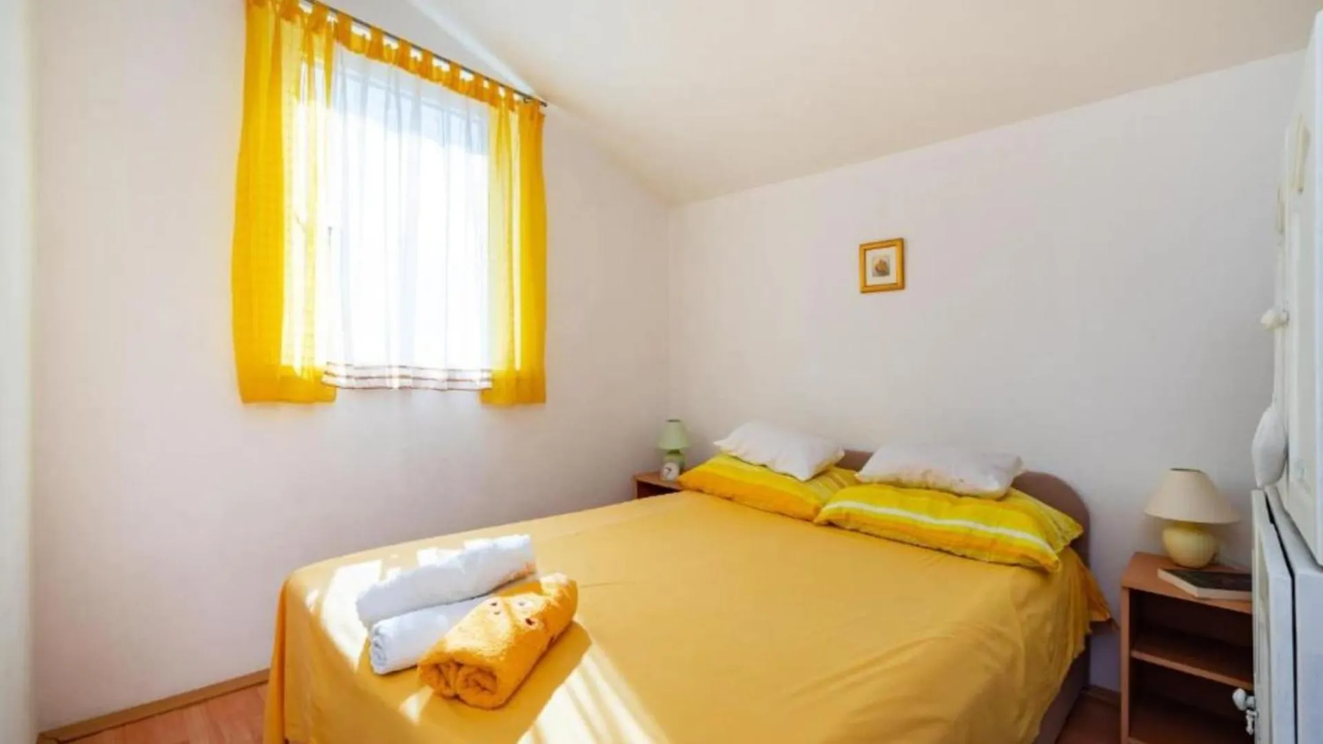 Holiday Home Rovanjska - Three Bedroom House With Sea View